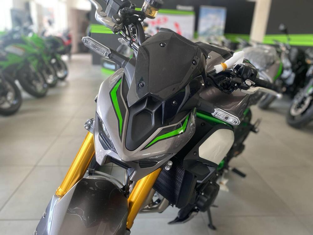 Kawasaki Z 900 SE (2025 - 26) (3)