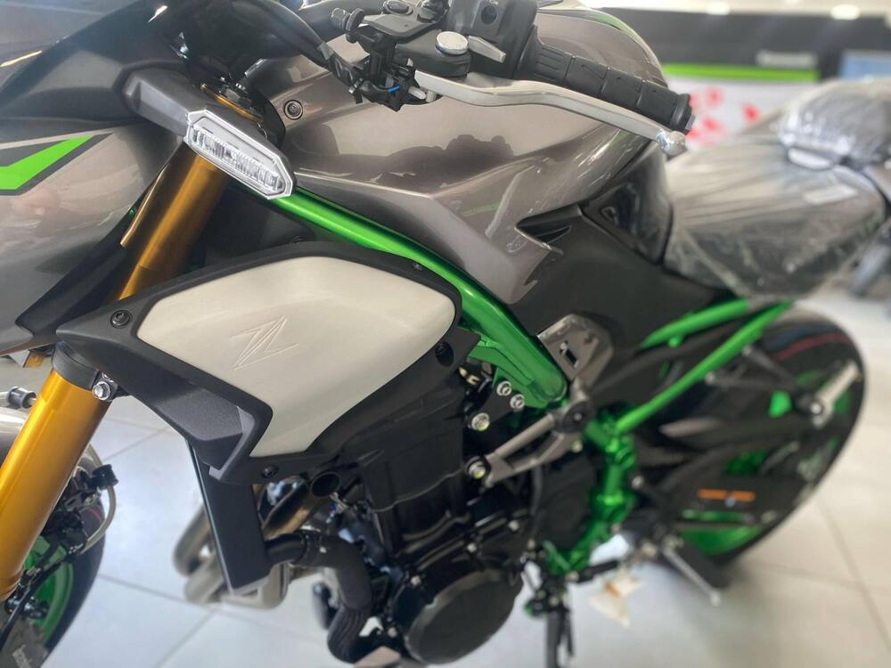 Kawasaki Z 900 SE (2025 - 26) (5)