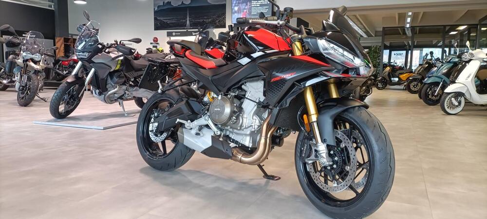 Aprilia Tuono 660 Factory (2025) (4)