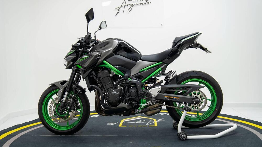 Kawasaki Z 900 (2021 - 24) (7)