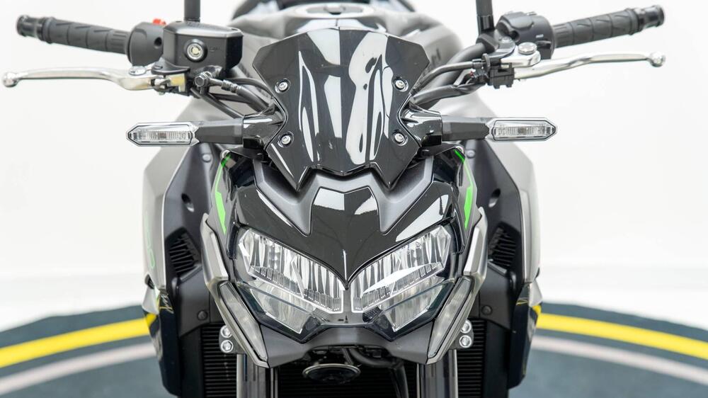 Kawasaki Z 900 (2021 - 24) (10)