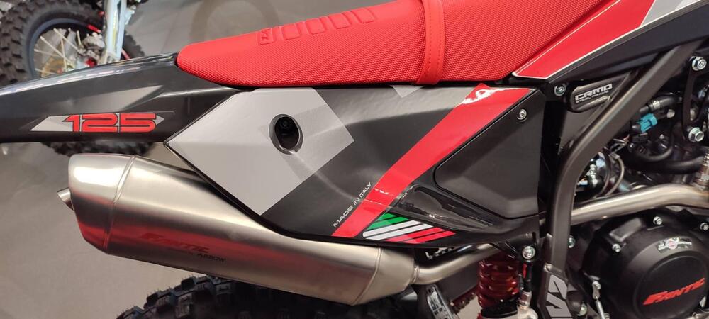 Fantic Motor XEF 125 Performance (2025 - 26) (5)