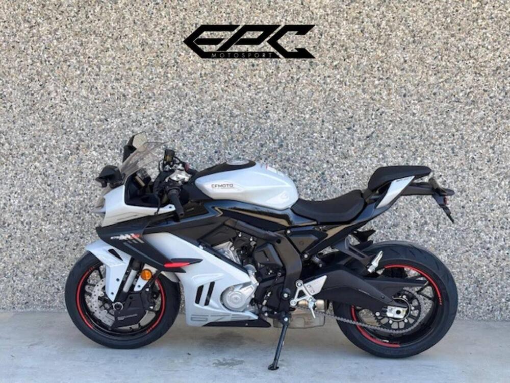 CFMOTO 675SR-R (2025) (2)