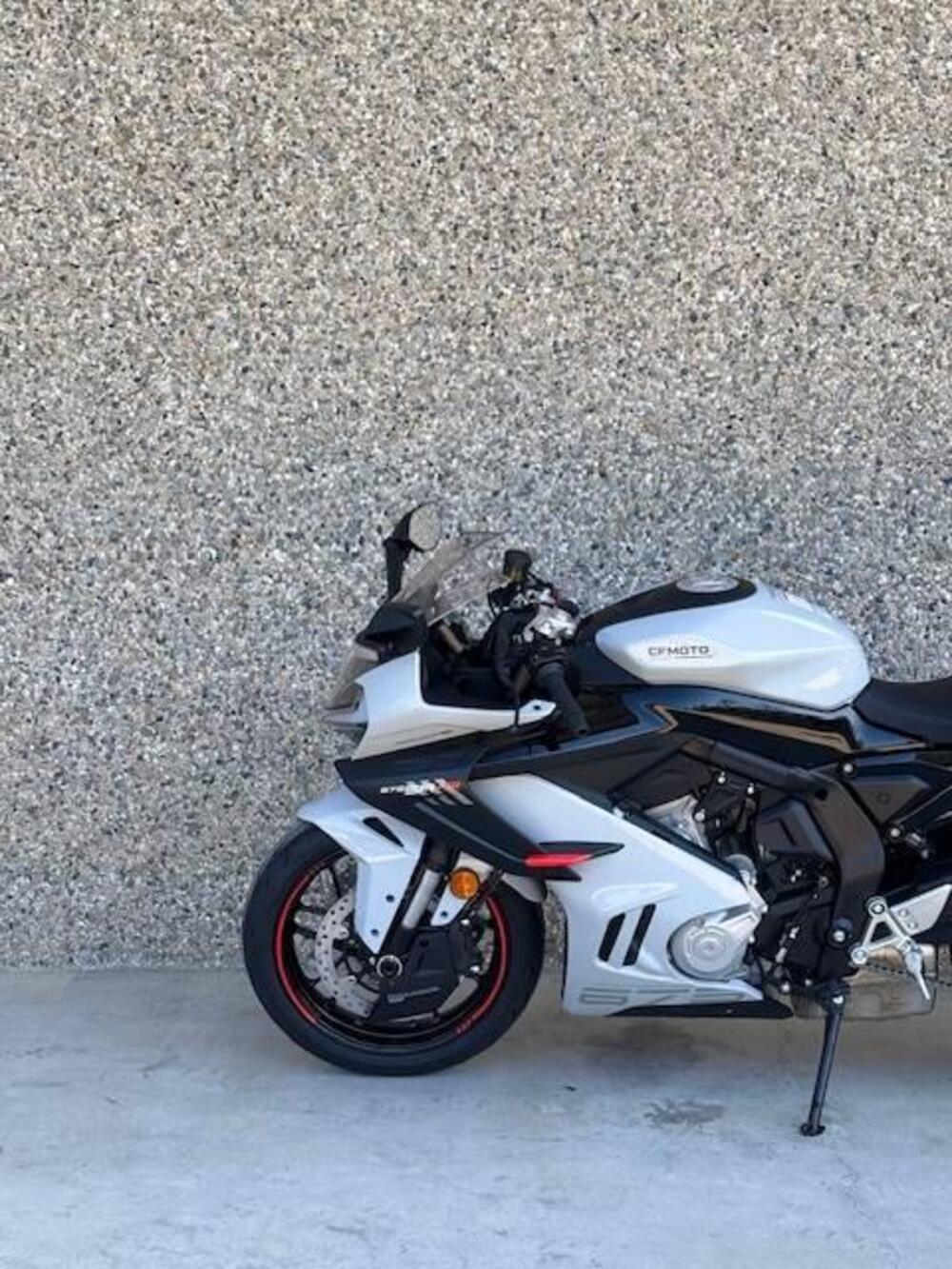 CFMOTO 675SR-R (2025) (3)