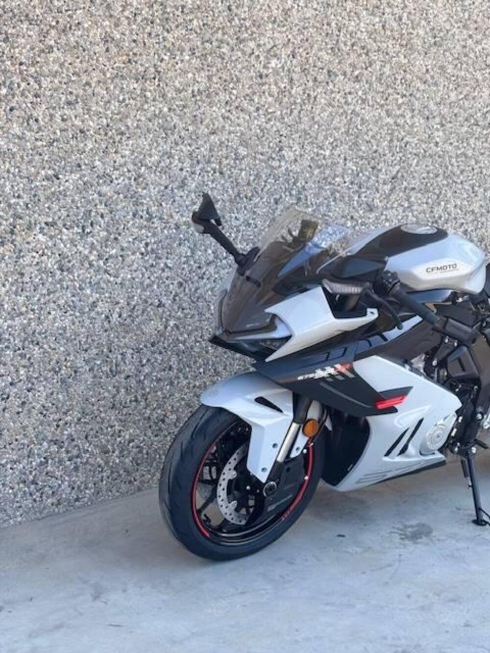 CFMOTO 675SR-R (2025) (5)