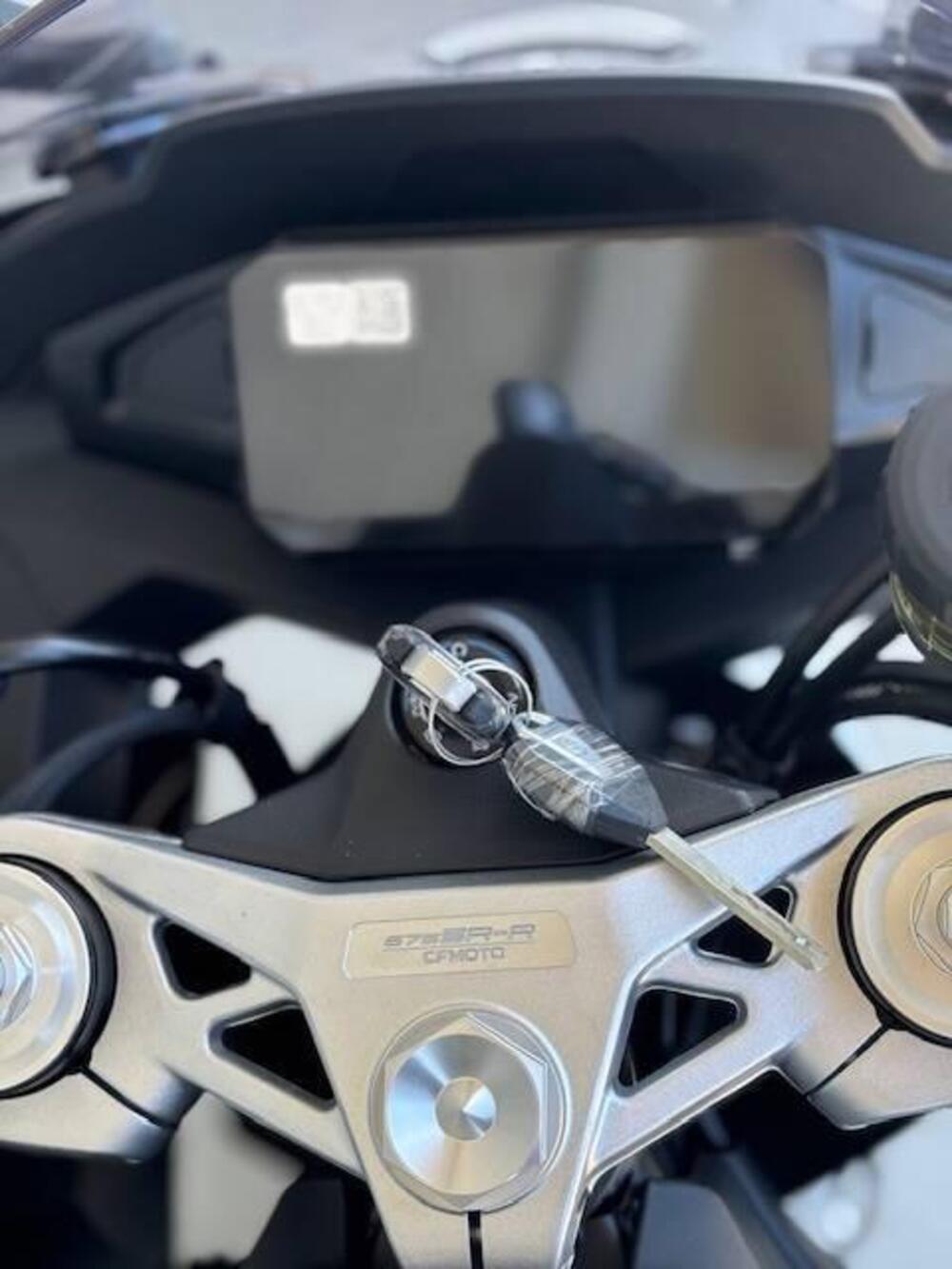 CFMOTO 675SR-R (2025) (14)