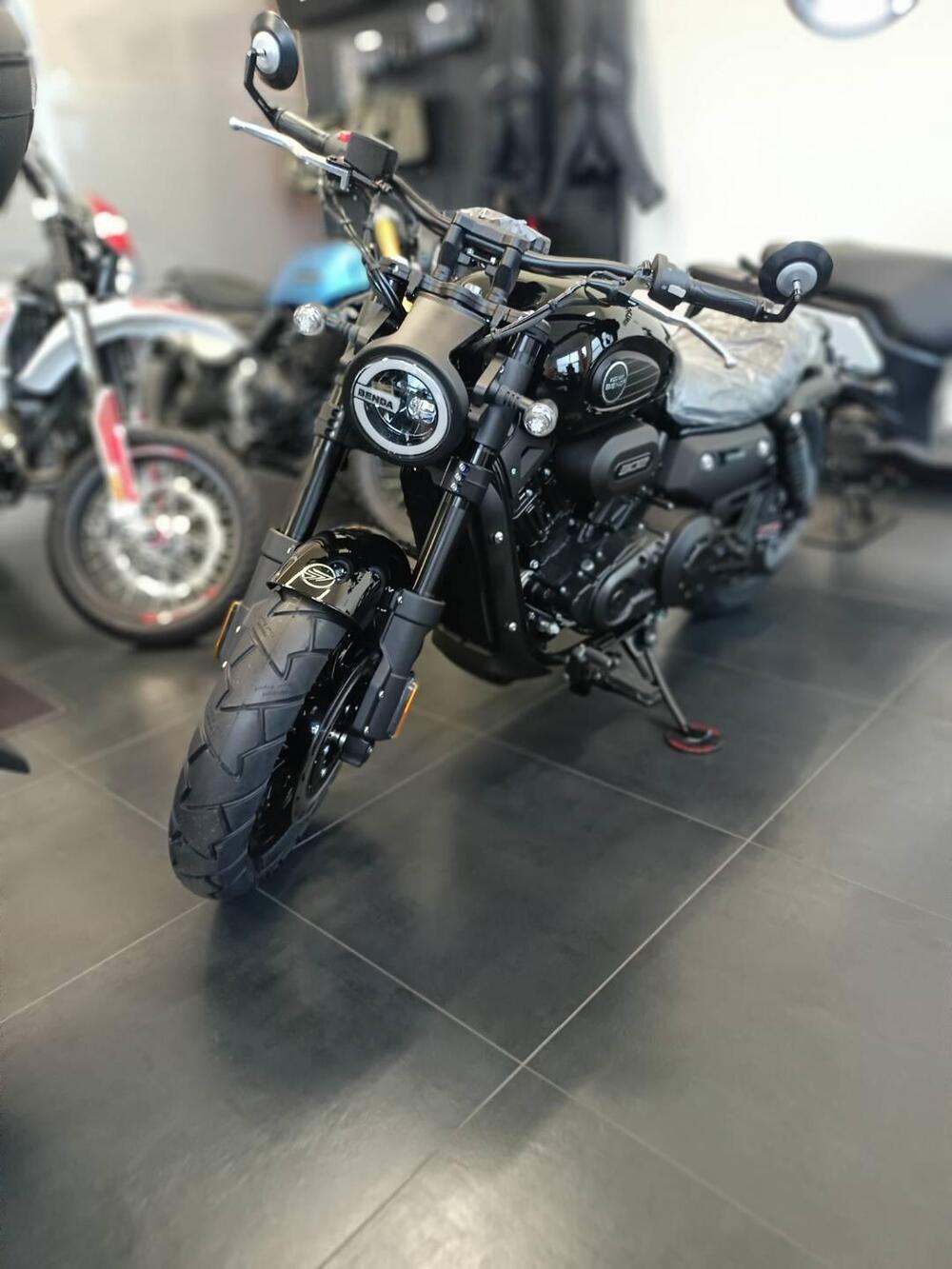 Benda Motorcycles BD-300 Sporty (2021 - 23) (4)