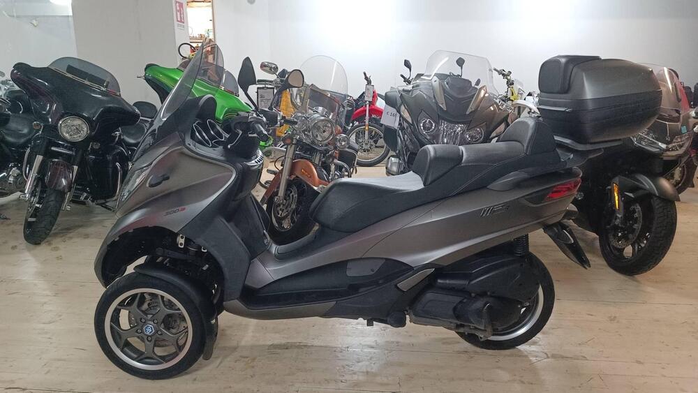 Piaggio Mp3 300 Sport LT ABS (2017 - 18) (4)