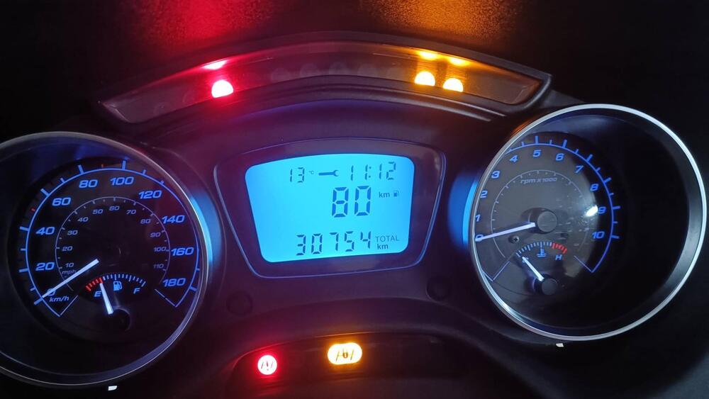 Piaggio Mp3 300 Sport LT ABS (2017 - 18) (5)