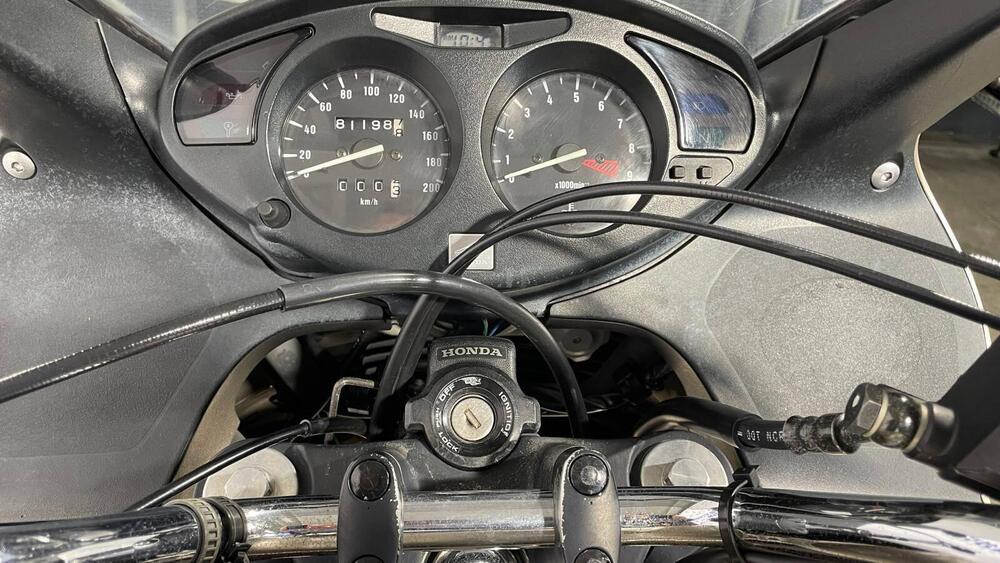 Honda Deauville 650 (1998 - 01) (10)