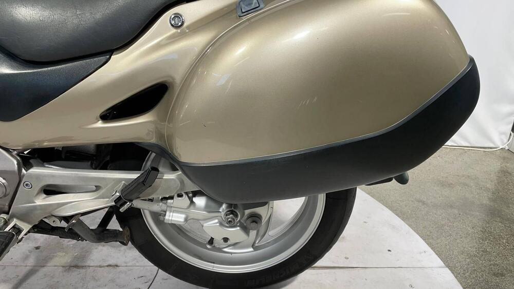 Honda Deauville 650 (1998 - 01) (5)