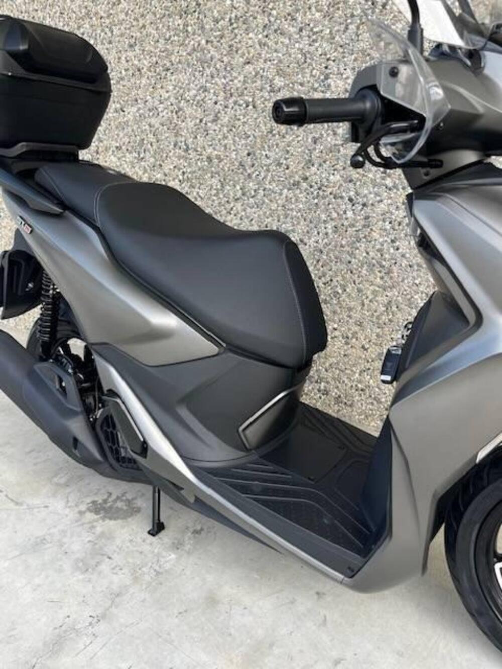 Voge Sfida SR16 125 (2025 - 26) (8)