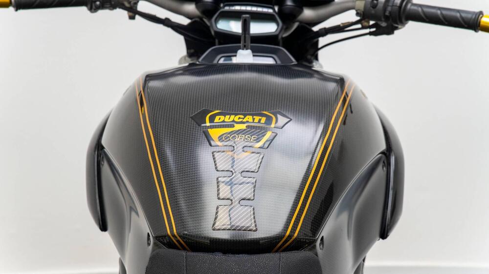 Ducati Diavel 1200 (2010 - 13) (15)