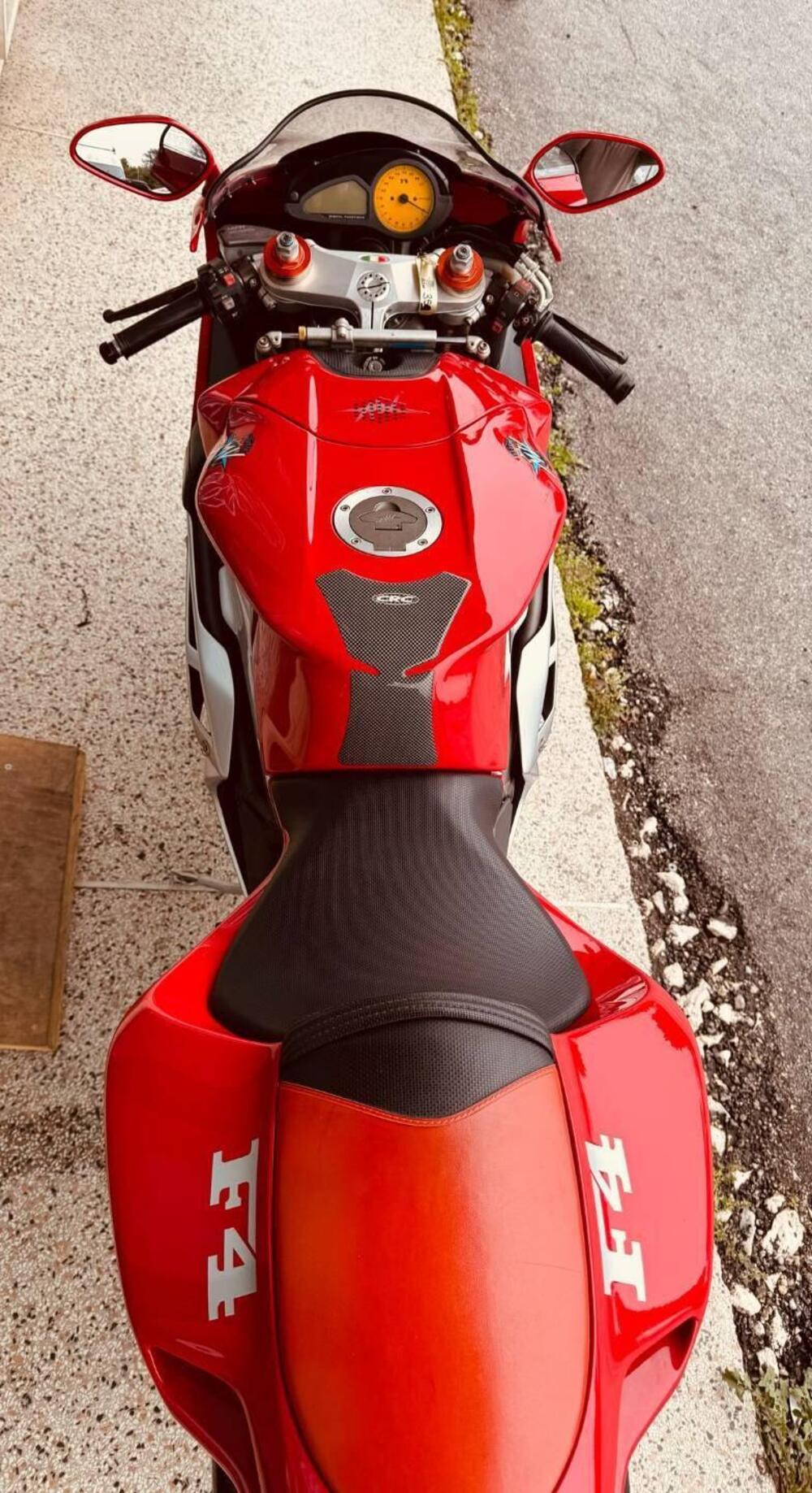MV Agusta F4 750 S 1+1 (2000 - 02) (2)