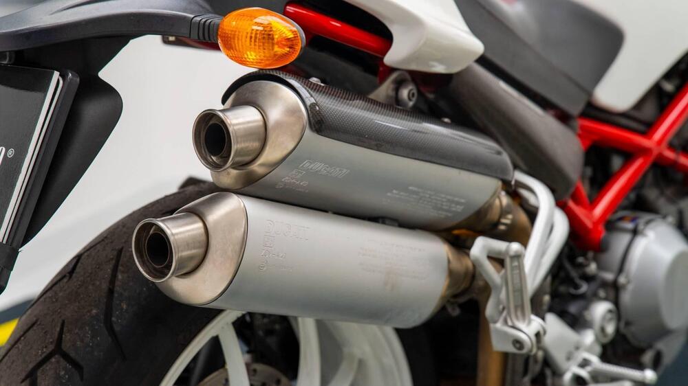 Ducati Monster S4Rs Testastretta (15)