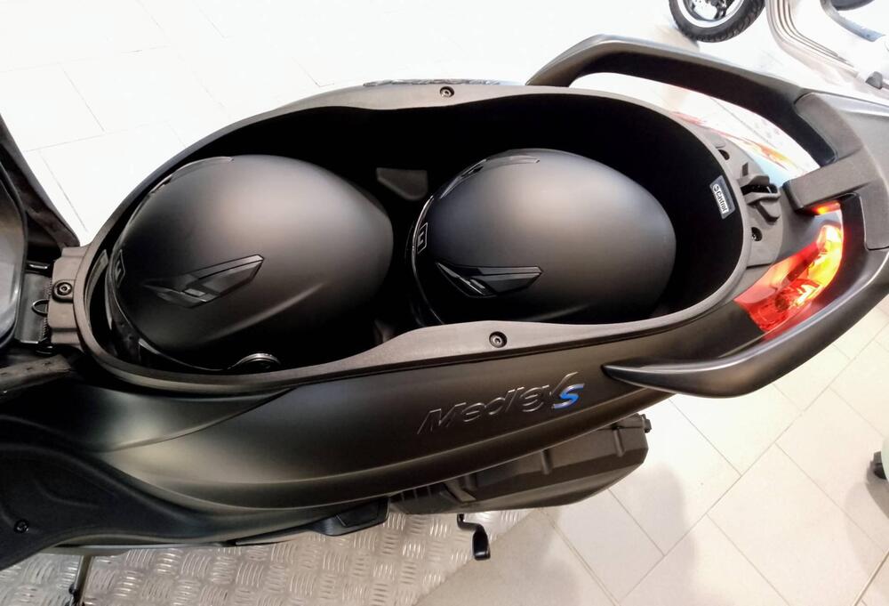Piaggio Medley 125 S (2025) (4)