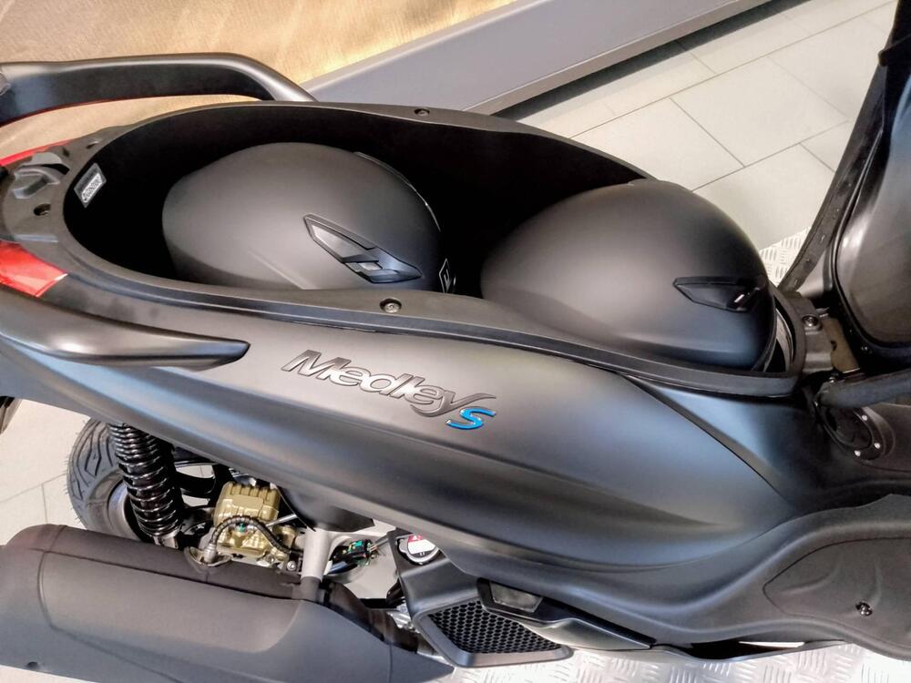 Piaggio Medley 125 S (2025) (5)