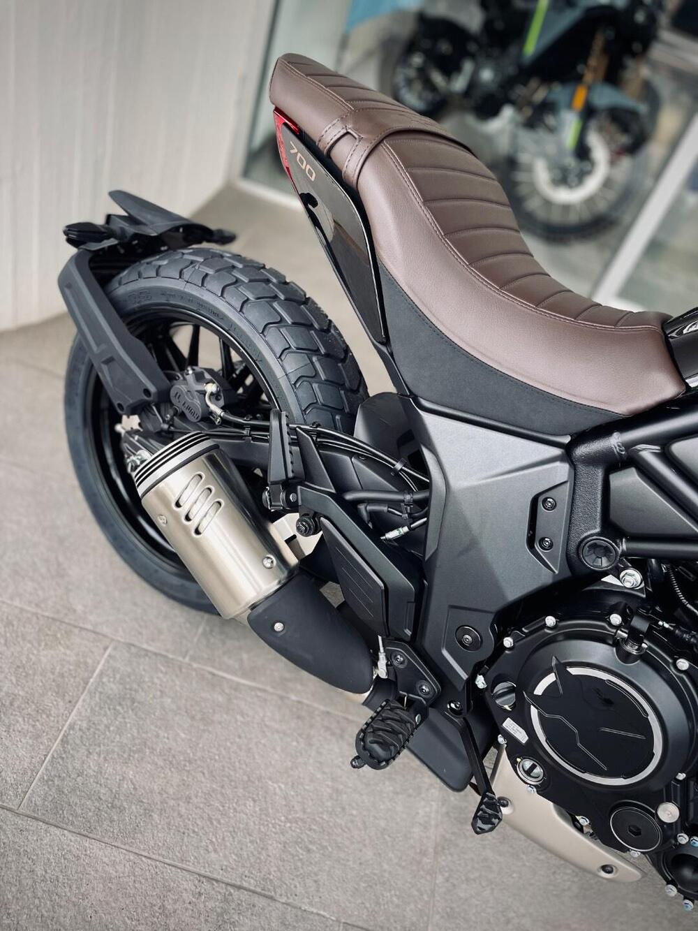 CFMOTO 700CL-X Heritage (2021 - 25) (3)