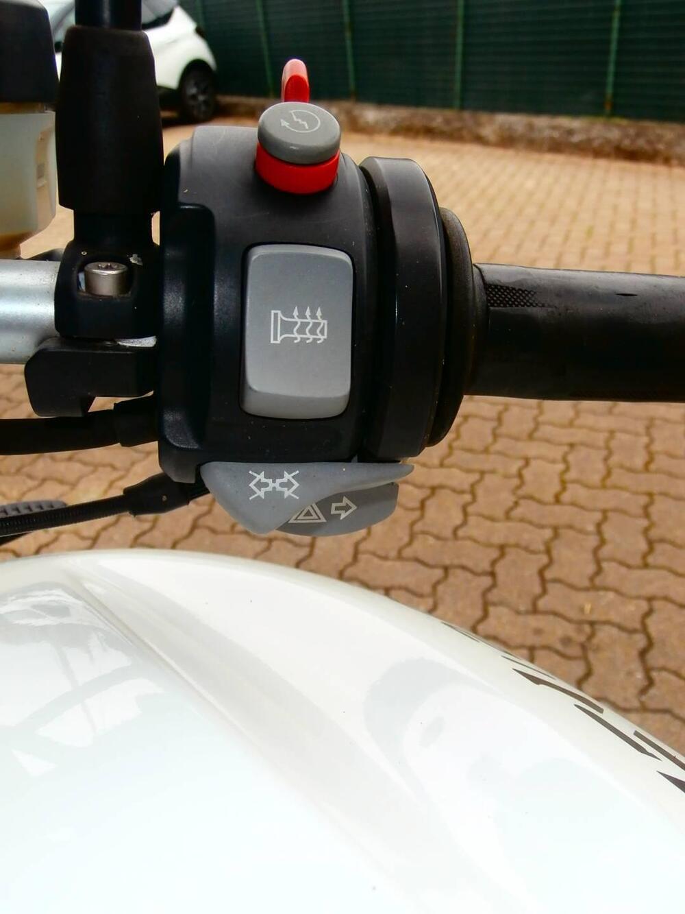 Bmw R 1200 R (2006 - 11) (12)