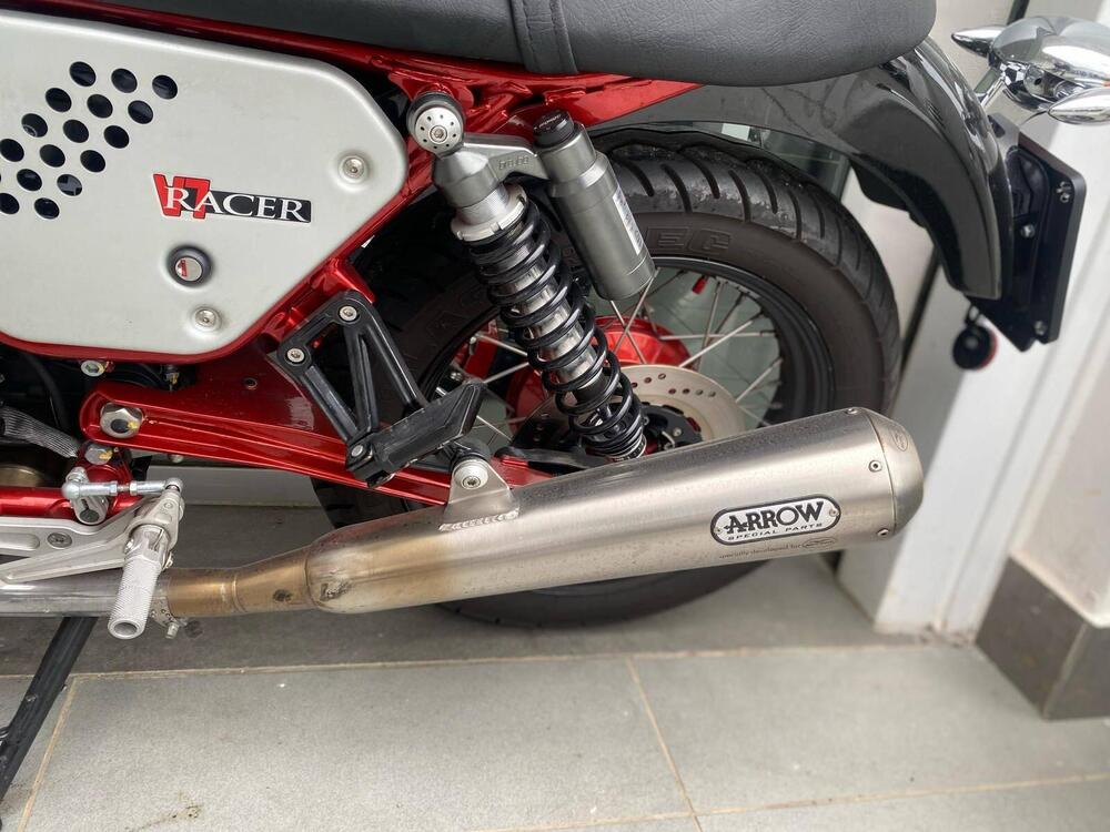 Moto Guzzi V7 Racer (2012 - 14) (8)