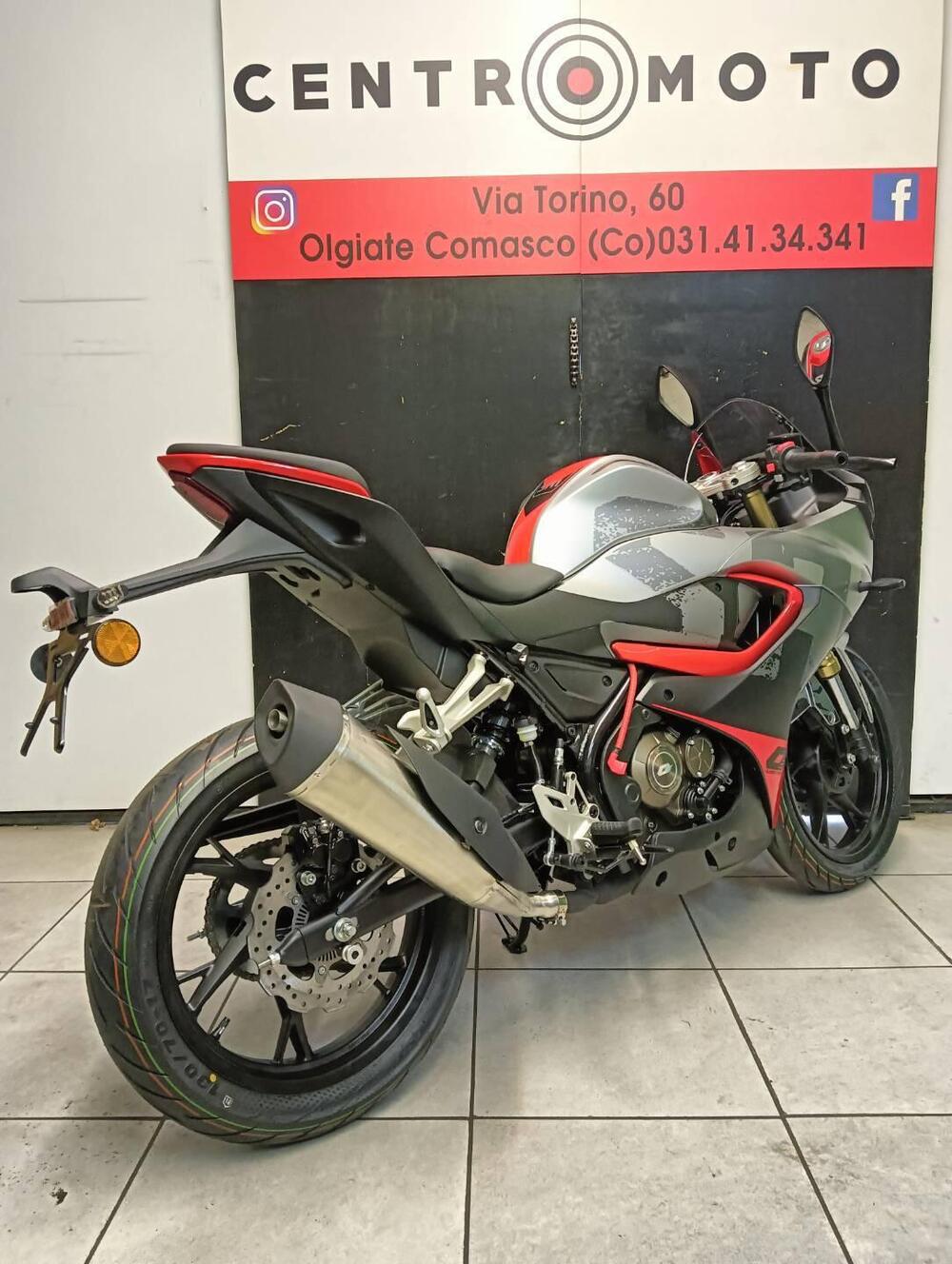 QJ Motor SRK 125 R (2024) (5)