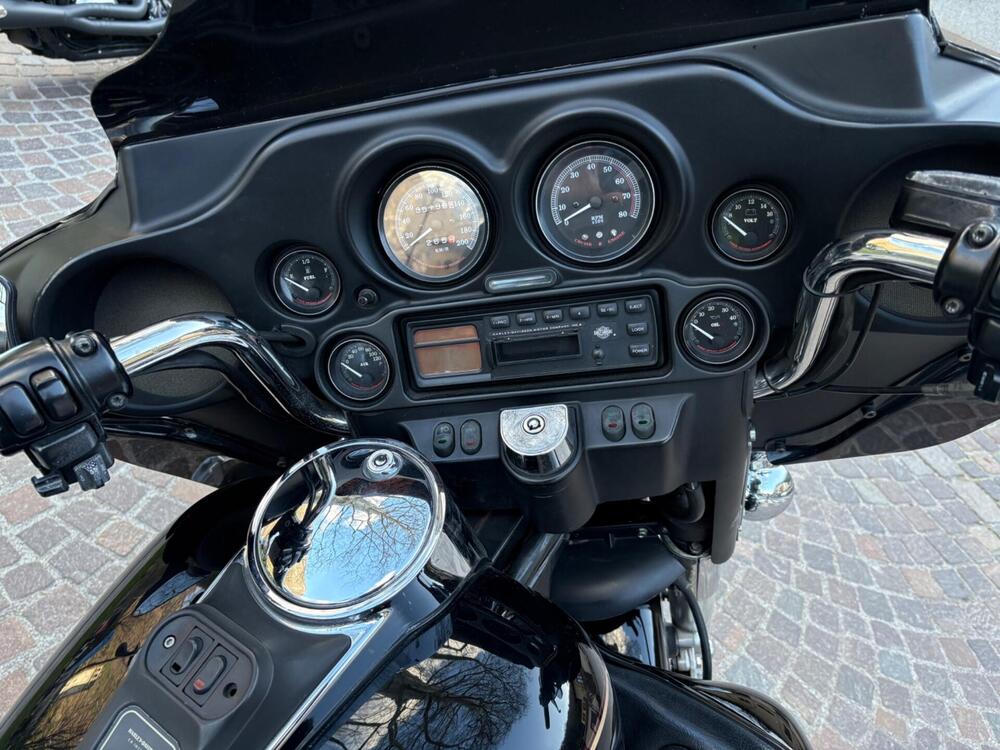 Harley-Davidson 1340 Electra Glide Ultra Classic (1994 - 98) - FLHTCU (4)