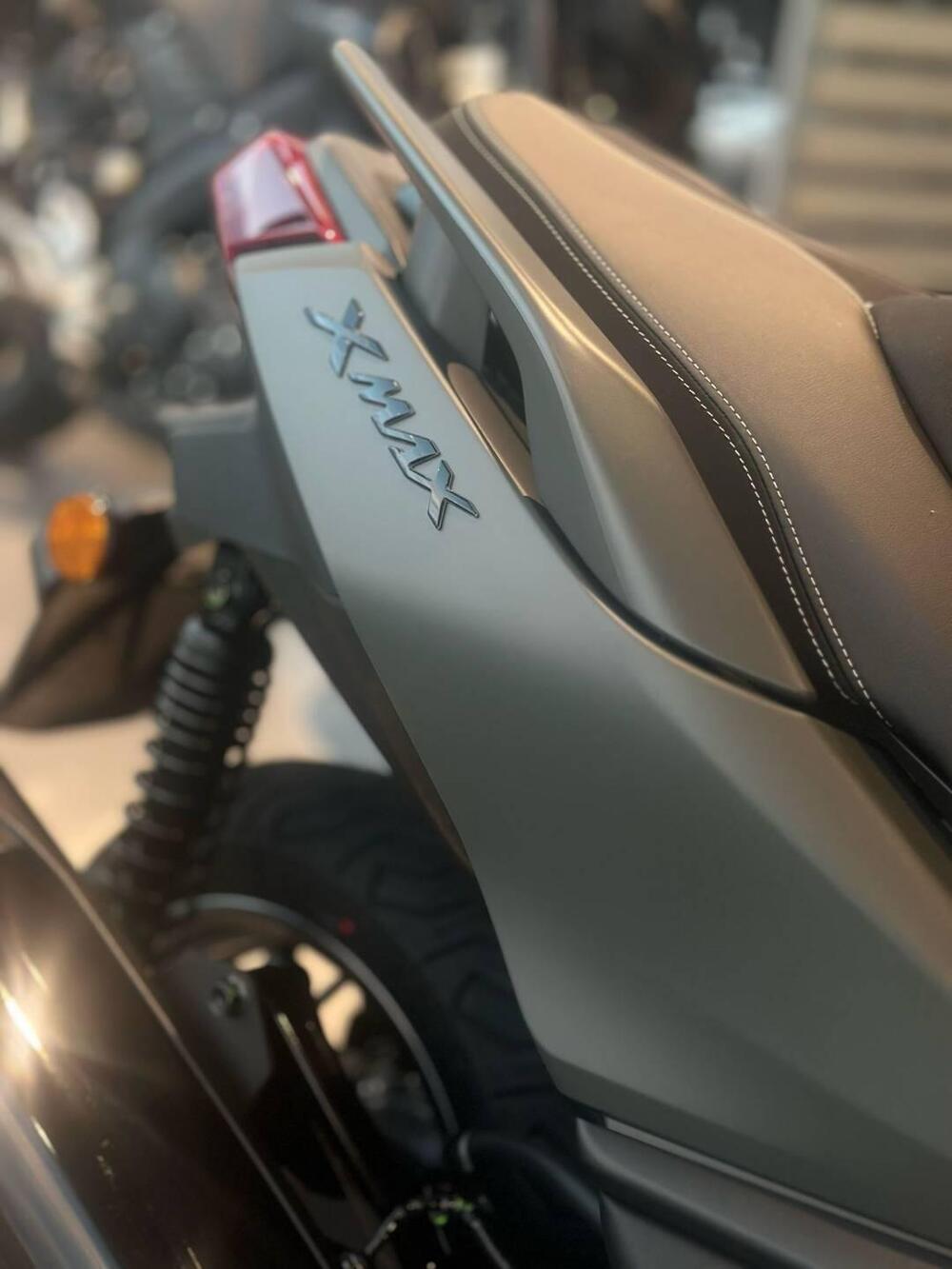 Yamaha X-Max 300 (2025) (6)