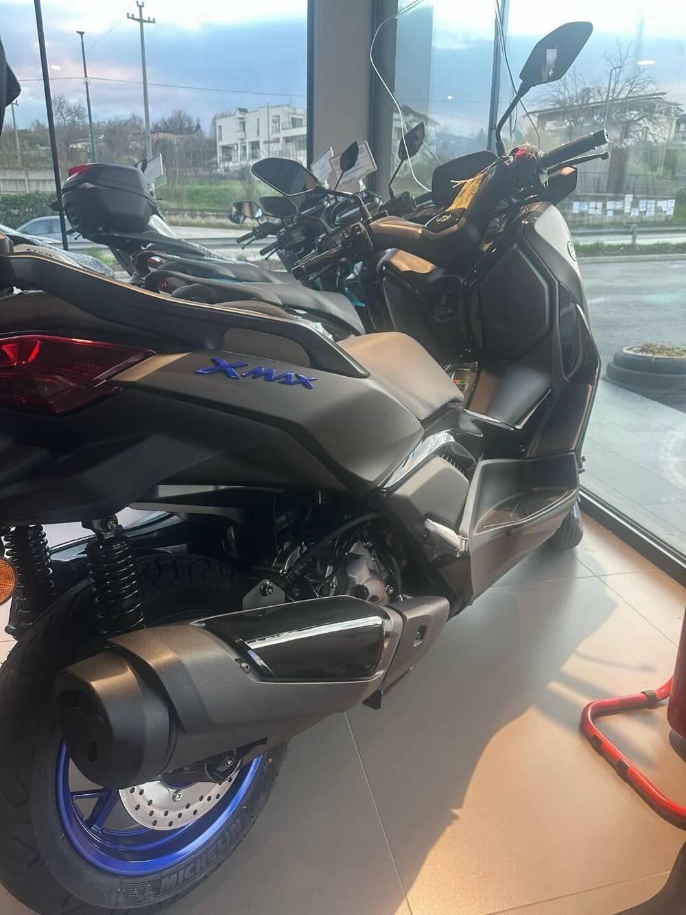 Yamaha X-Max 300 (2025) (14)