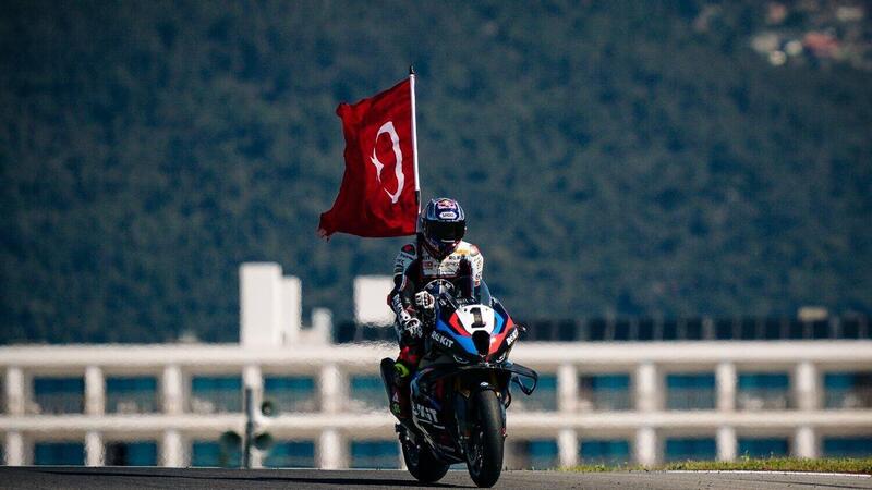 SBK 2025, GP del Portogallo. Toprak fa tripletta: &ldquo;Avevo bisogno di tornare a vincere&rdquo;