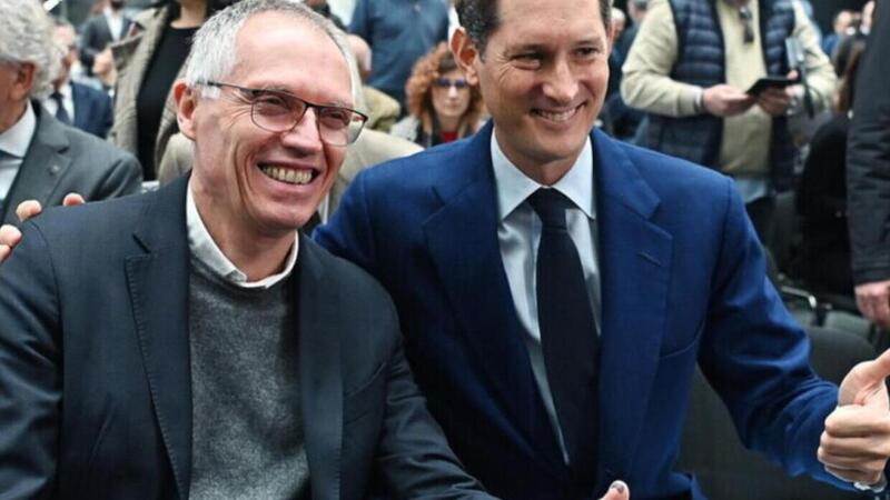 Elkann, fatti ridare i soldi da Tavares: politici durissimi con Stellantis 