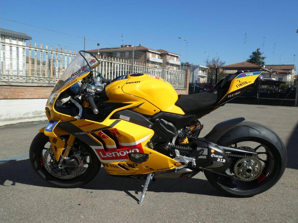 Ducati Panigale V4 Bagnaia 2022 World Champion Replica (2023)