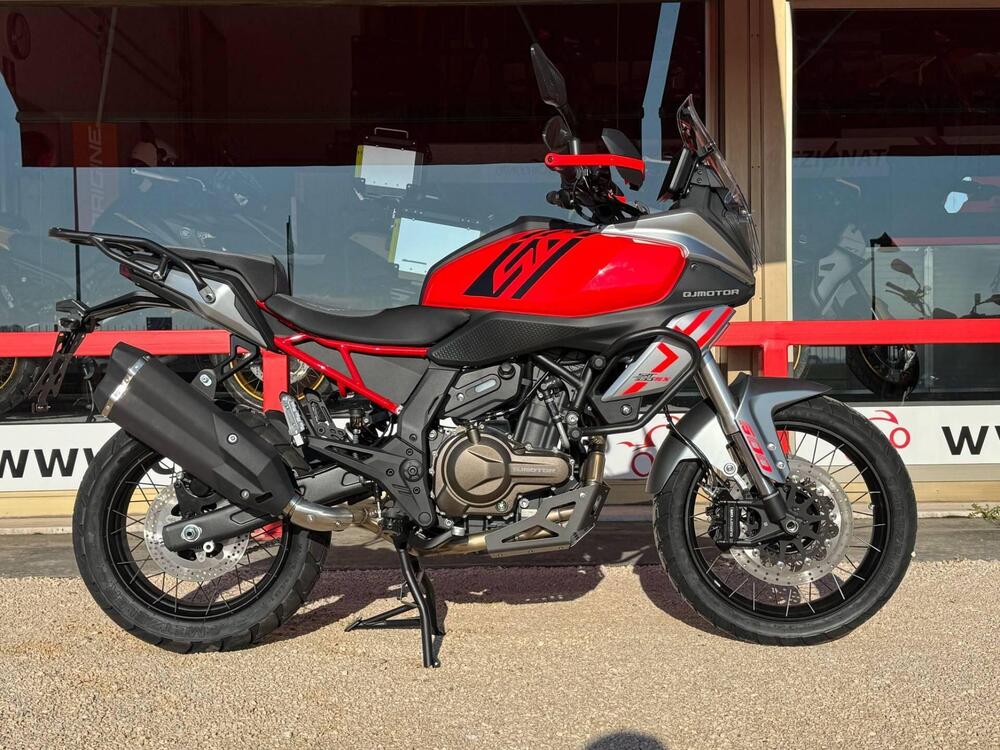 QJ Motor SRT 600 SX (2024 - 25) (3)