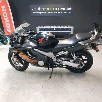 Honda CBR 600 F (1999 - 00) usata