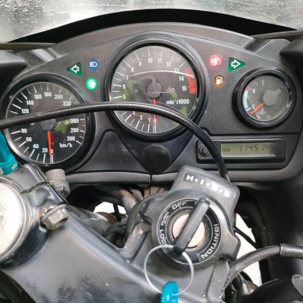 Honda CBR 600 F (1999 - 00) (7)