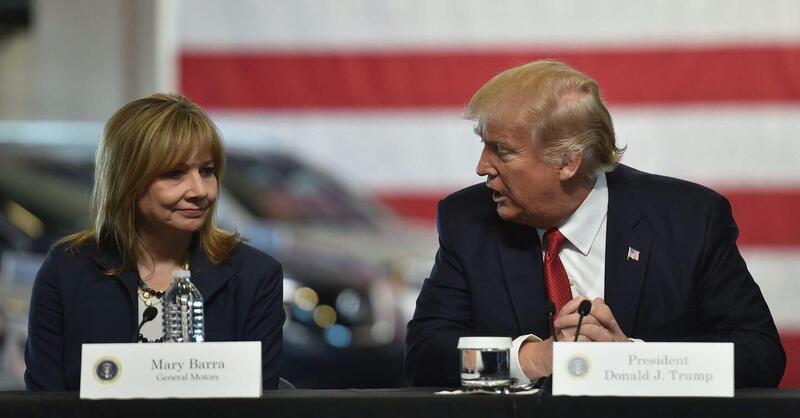 Trump sui prezzi delle auto &quot;I&#039; could&#039;n care less&quot;. In pratica &quot;Nun me ne potrebbe freg&agrave; de meno...&quot;