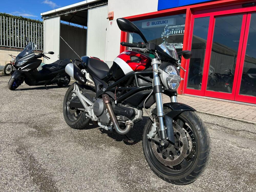 Ducati Monster 696 (2008 - 13) (2)