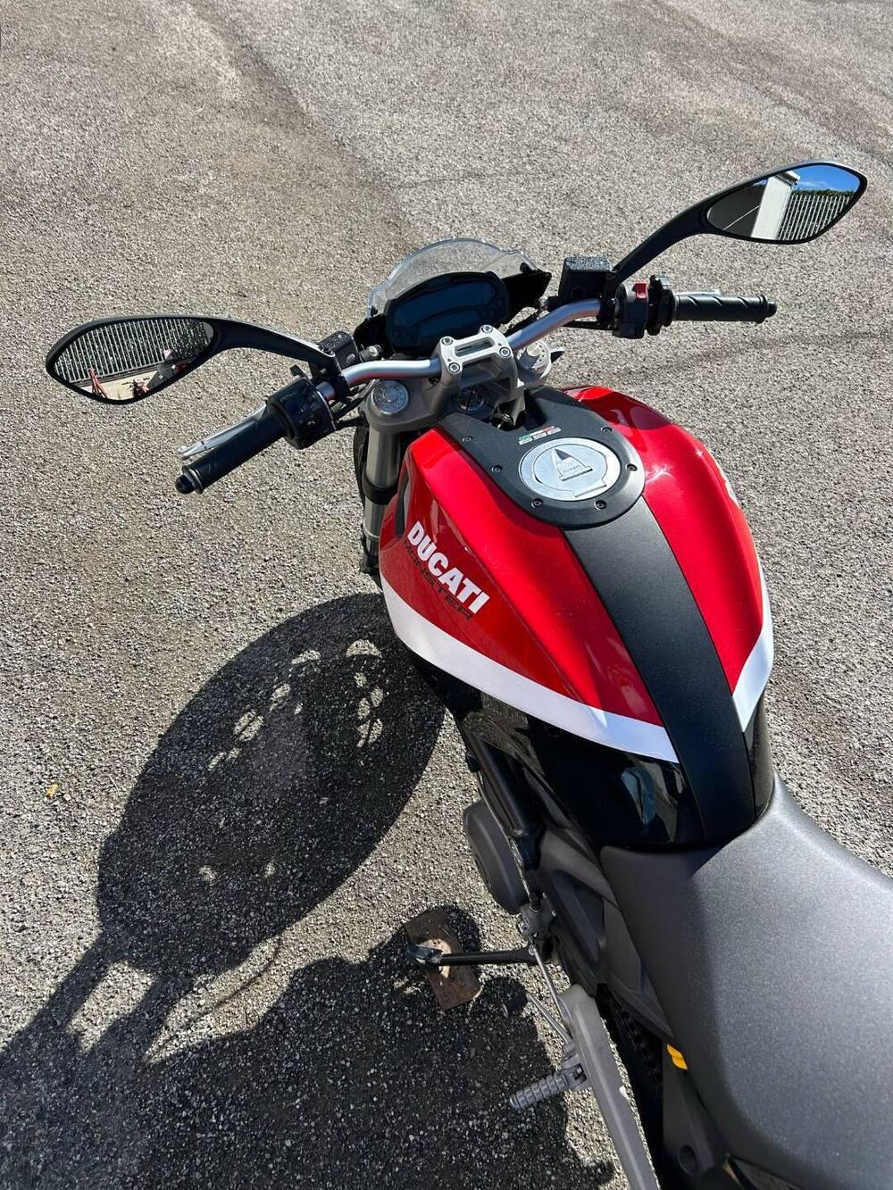 Ducati Monster 696 (2008 - 13) (4)