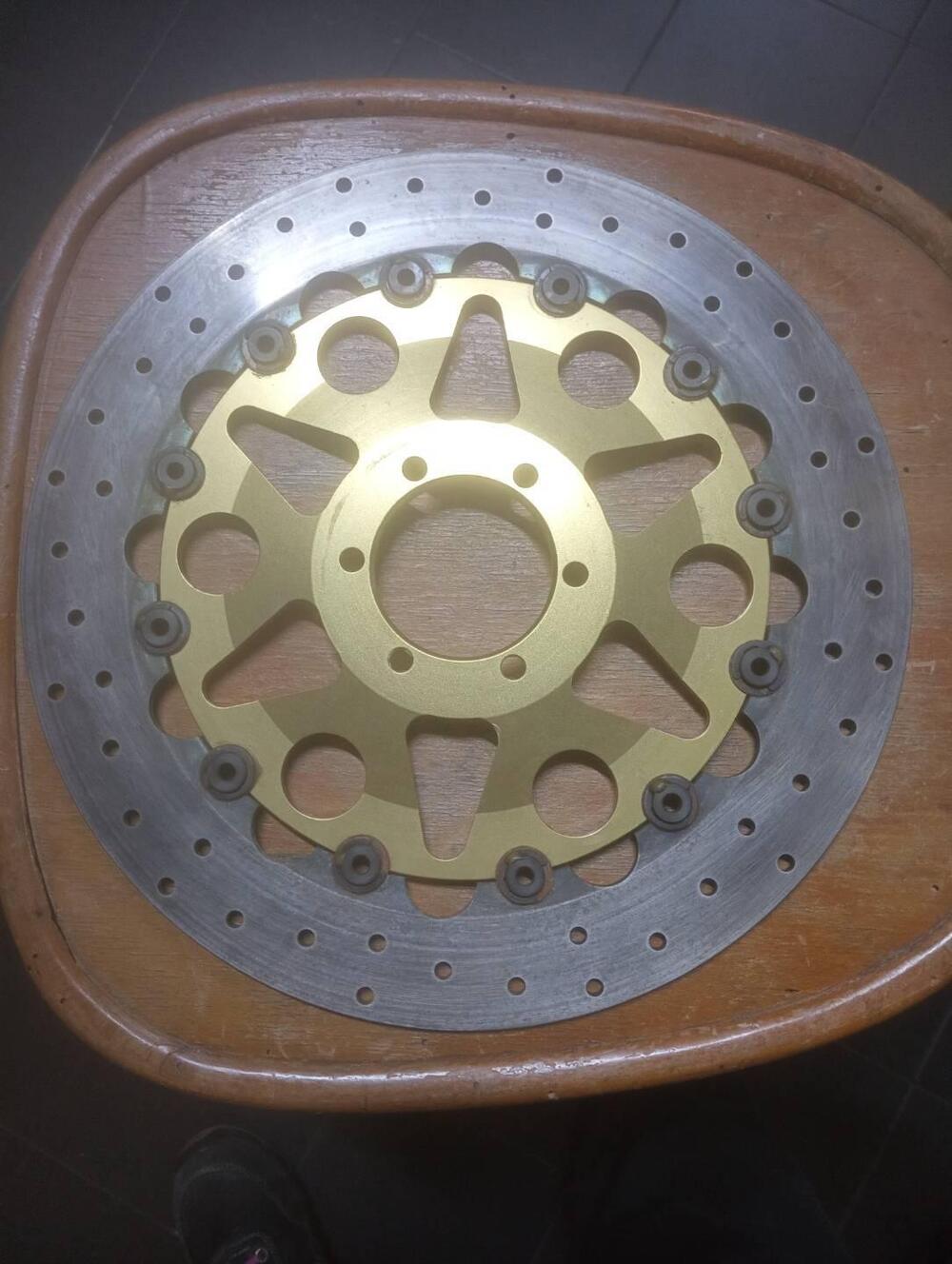 Disco Brembo 320 flottante (2)