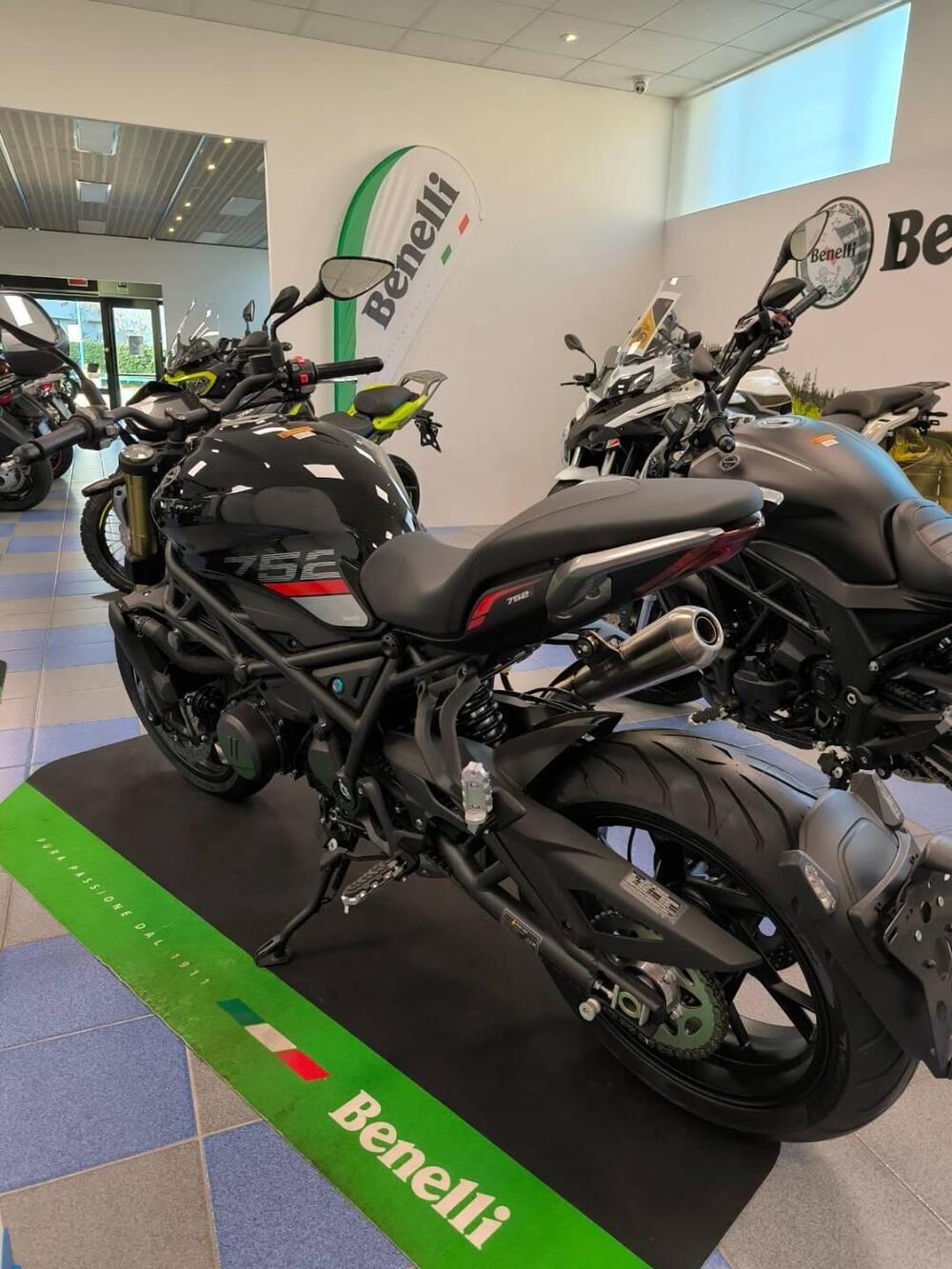 Benelli 752 S (2022 - 25) (3)
