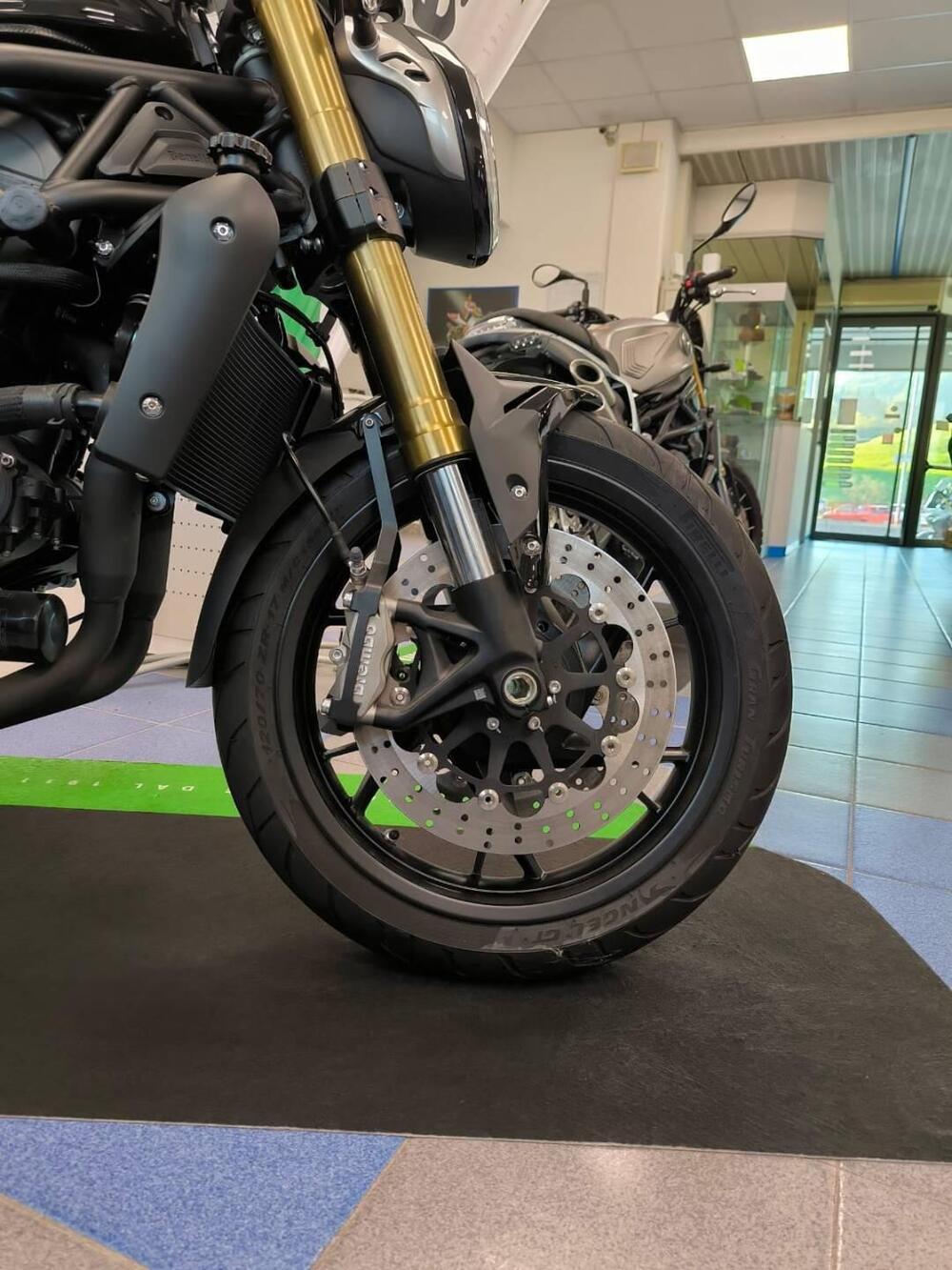 Benelli 752 S (2022 - 25) (4)