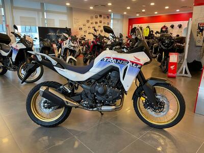 Honda Transalp XL750 (2025) nuova