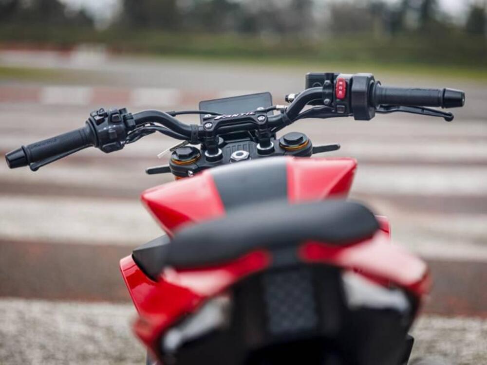 Fantic Motor Stealth 125 (2025) (8)