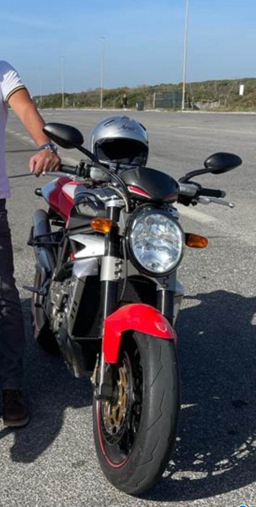 MV Agusta Brutale 910 R (2006 - 11)