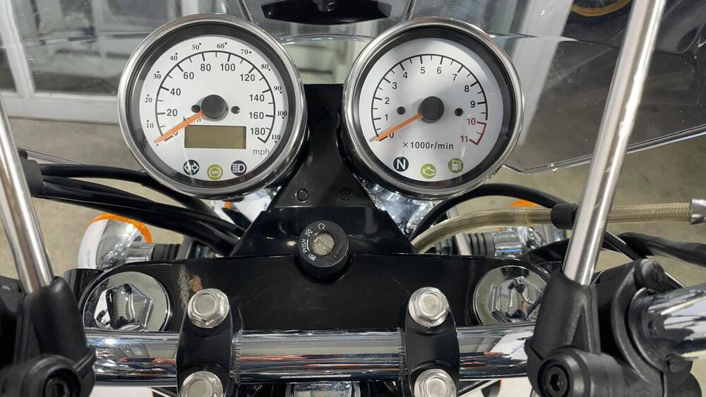 Mash Italia Six Hundred 650 (2021 - 25) (4)