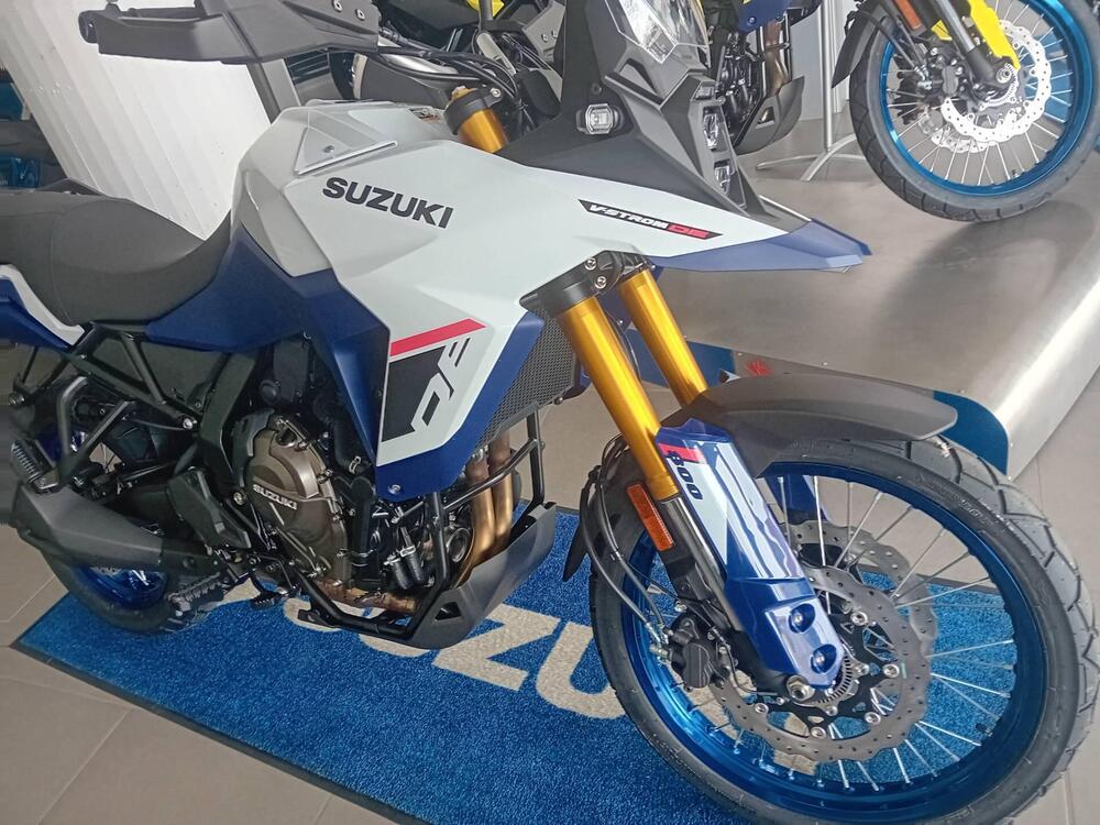 Suzuki V-Strom 800DE (2025) (2)