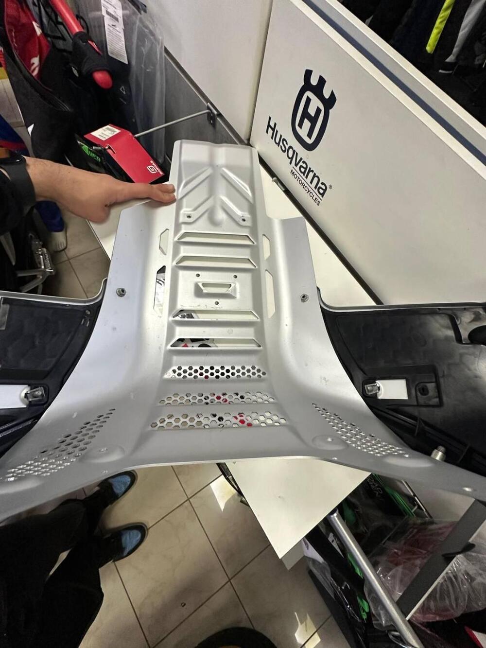 PARAMOTORE HUSQVARNA NORDEN (3)