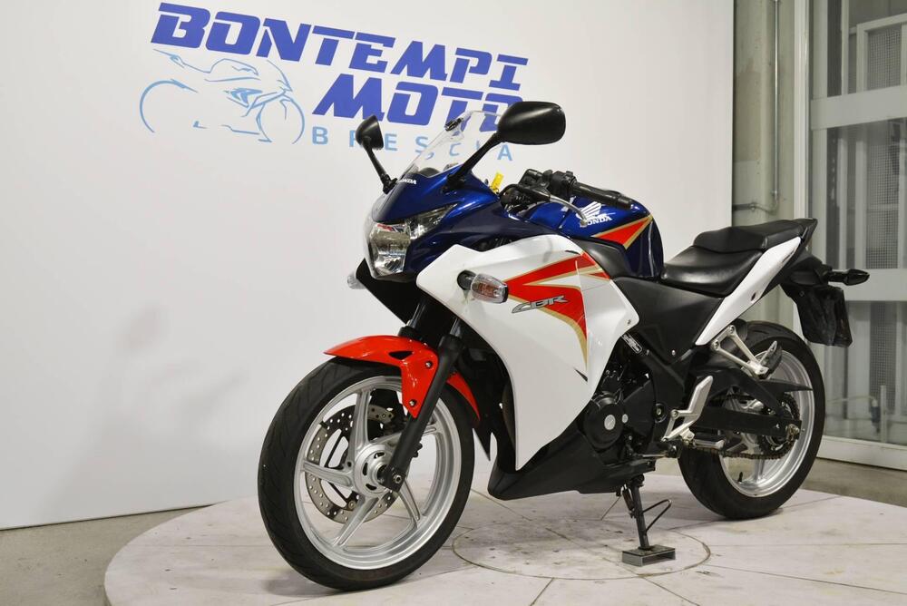 Honda CBR 250 R (2010 - 14) (14)
