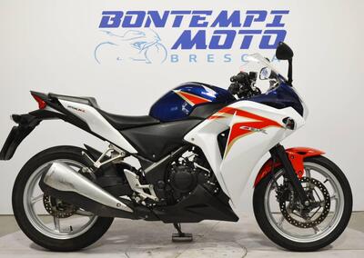 Honda CBR 250 R (2010 - 14) usata