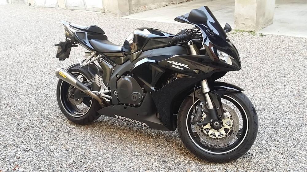 Honda CBR 1000 RR Fireblade (2006 - 07)