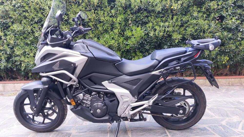 Honda NC 750 X DCT (2021 - 24) (2)